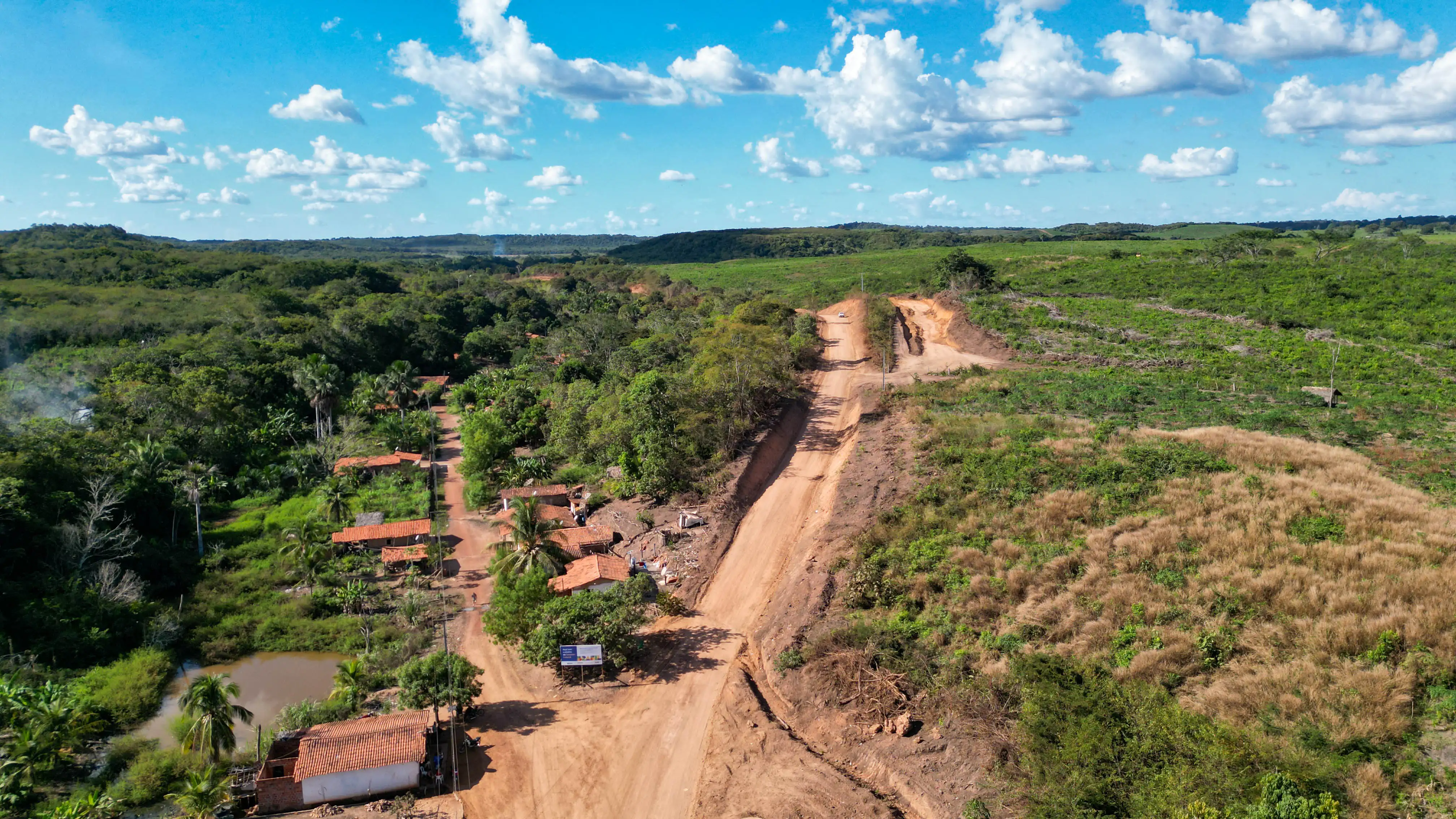 Galeria de imagens - Foto 5 da notícia: Matões segue avançando com recuperação de estradas vicinais e beneficia dezenas de comunidades rurais