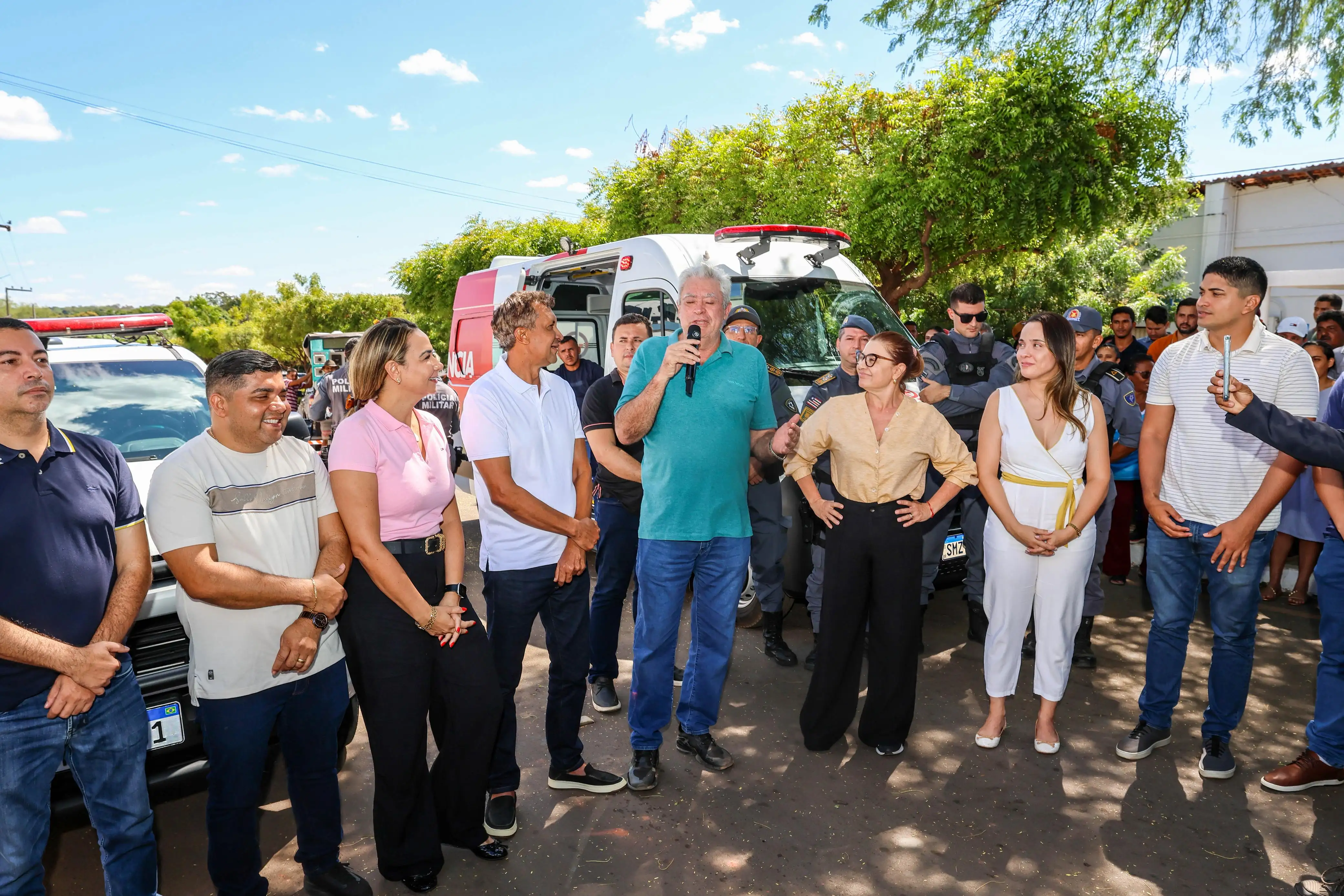 Foto 6 – Matões recebe nova viatura e ambulância em solenidade com autoridades